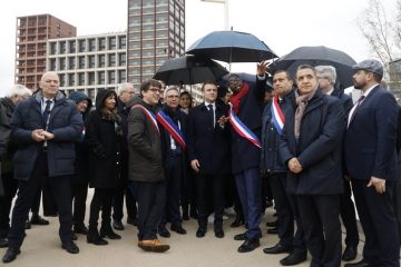 Parigi 2024: Macron inaugura il villaggio olimpico