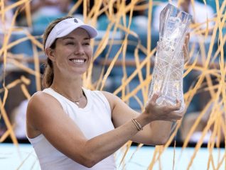 Tennis: Danielle Collins vince l'Open di Miami, Rybakina ko