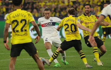 Champions: 1-0 al Psg, la semifinale d'andata è del Dortmund