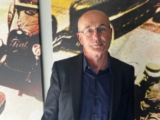 Don Winslow, smetto di scrivere per combattere Trump