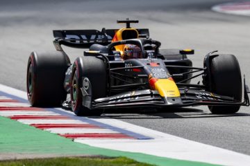 F1: Verstappen vince in Spagna, Leclerc quinto e Sainz sesto