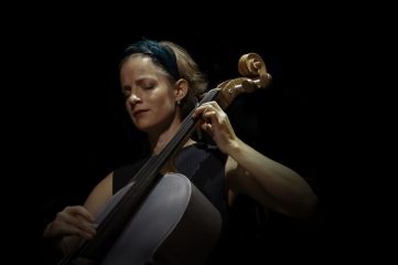 Jazzap, Naomi Berrill, presenta in trio suo album "Inish"