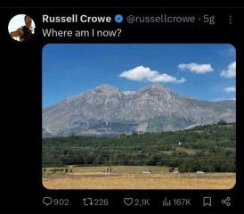 'Where am I now?', Russell Crowe e la sua foto in Abruzzo