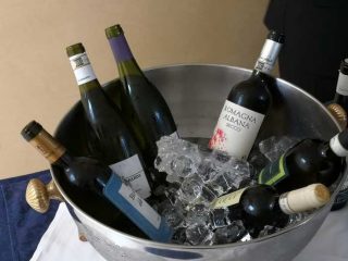 Vino: Uiv-Ismea, bene il primo semestre ma il trend dell'export è debole