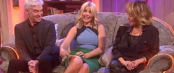 Holly-Willoughby-flashes-her-Spanxs-to-Mrs-Brown-885909