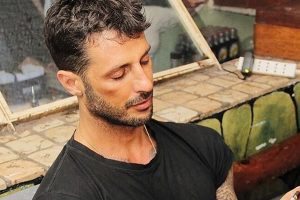 News-Fabrizio-Corona-oggi-Le-Iene-Show-non-manda-il-servizio-di-Filippo-Roma-rinviato-a-giovedì