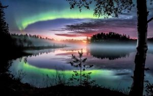 Finland_Nurmes_mirror_aurora.-jpg-1-1024x648