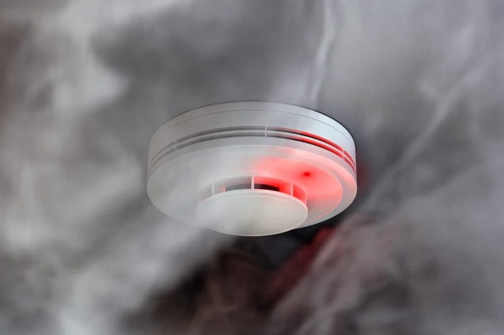 Smoke Detector Market Analysis, Trends & Growth Drivers 2024-2032