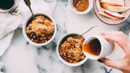 Una sana colazione economica, cosa è sano e gustoso da cucinare a colazione, una ricetta per una sana colazione.