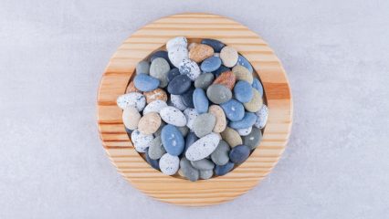 Perché i cinesi mangiano pietre, quali sono i benefici del mangiare pietre, come preparano le pietre i cinesi.