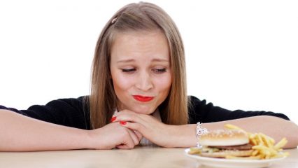 Quante ore prima di dormire puoi mangiare per non migliorare