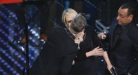Robbie-Williams-Maria-De-Filippi-Carlo-Conti-Festival-Sanremo-2017-intervista-bacio-gossip-tv-musica-1