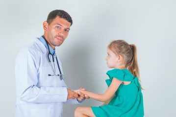 Come capire che un bambino ha vermi, sintomi, modi per rilevare
