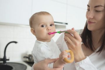 A che età si può aggiungere il sale al cibo di un bambino