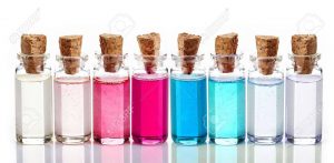 25251522-bottiglie-di-spa-oli-essenziali-per-l-aromaterapia
