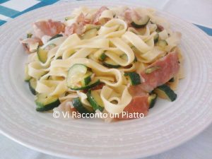 tagliatelle-zucchine-speck