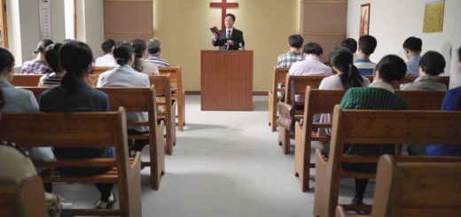 predicatore ripetere nel sermone le stesse cose
