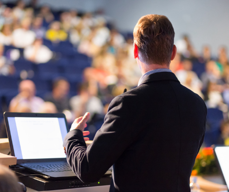 7 Foolproof Tips to Crush Your Fear of Public Speaking