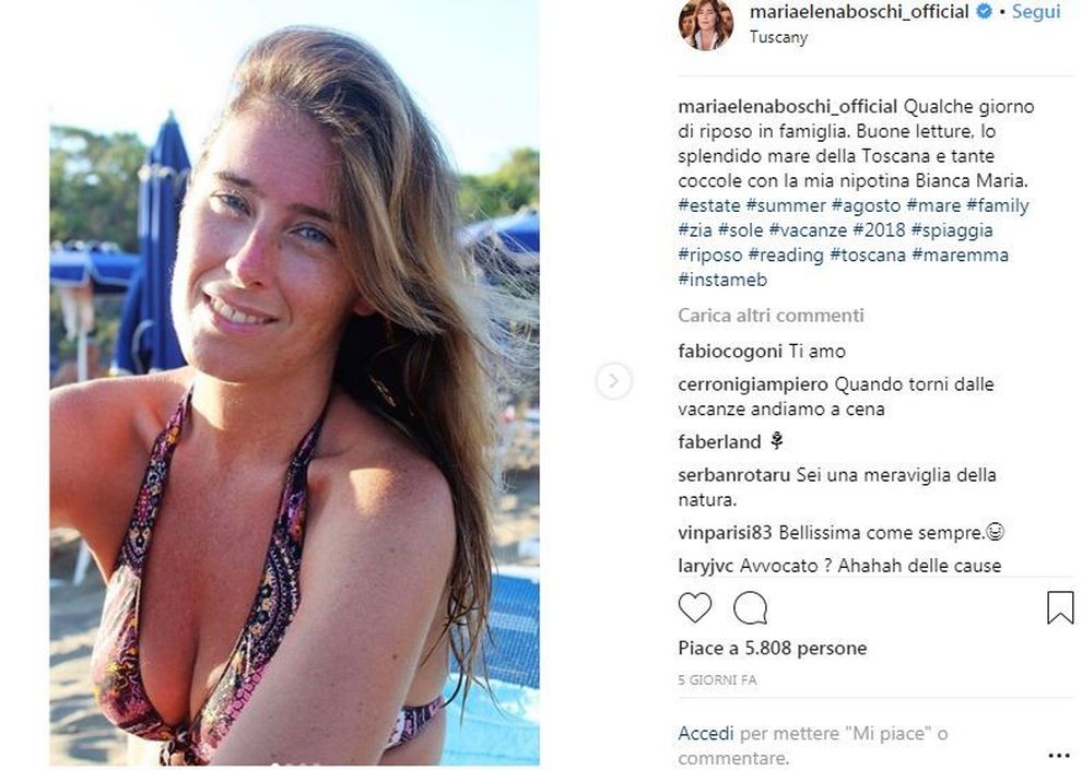 Maria Elena Boschi, tenera zia in spiaggia: sorrisi e relax con la nipotina in Maremma