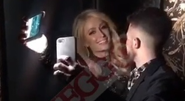 Paris Hilton, le notti a Milano tra cibo asiatico e fiumi di champagne
