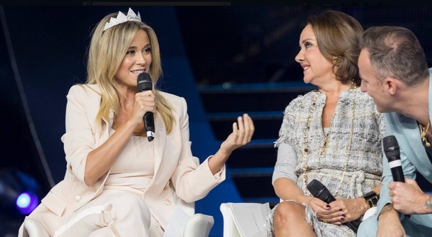 Miss Italia, la finale: Diletta Leotta tra gli haters di Chiara Bordi e l'omaggio a Fabrizio Frizzi