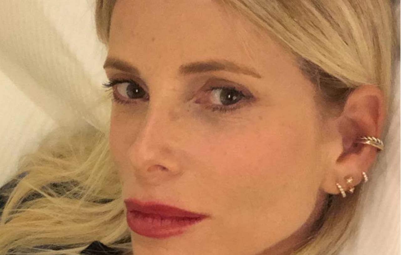 Alessia Marcuzzi, il selfie senza trucco (e in tuta): la conduttrice su Instagram si mostra al naturale