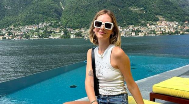 Chiara Ferragni, relax nella sua nuova villa sul Lago di Como: «Oggi prenderò il sole qui»