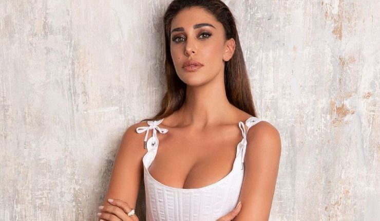 Belen Rodriguez, dedica alla figlia Luna Marì: «Sei la mia anima, ti amo piccolina». Ma Santiago dov'è?