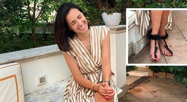 Caterina Balivo su Instagram mostra la foto dei piedi e gli haters si scatenano