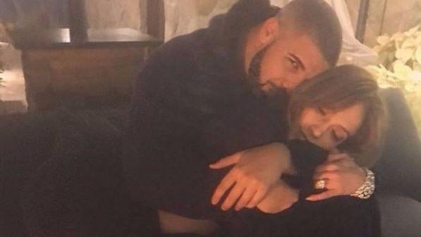 Jennifer Lopez e Drake nuova coppia? Rihanna gelosa smette di seguire la Lopez sui social