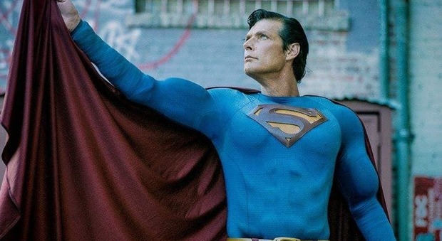 Superman è morto: addio a Christopher Dennis, per trenta anni volto del supereroe sulla Hollywood Boulevard