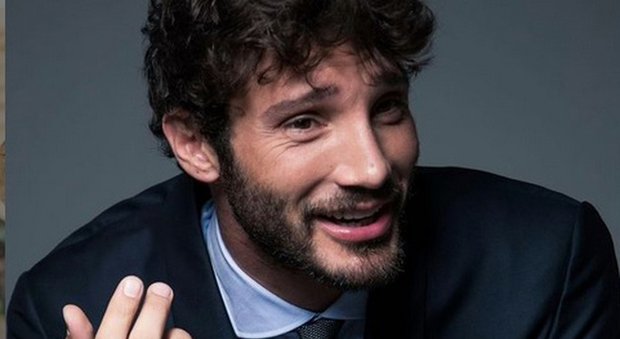 Amici, Stefano De Martino torna a casa: Maria De Filippi lo vuole come giudice