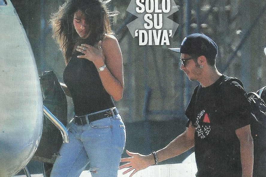 Valentino Rossi innamorato: volo privato con la sexy fidanzata Francesca Sofia Novello per raggiungere Ibiza