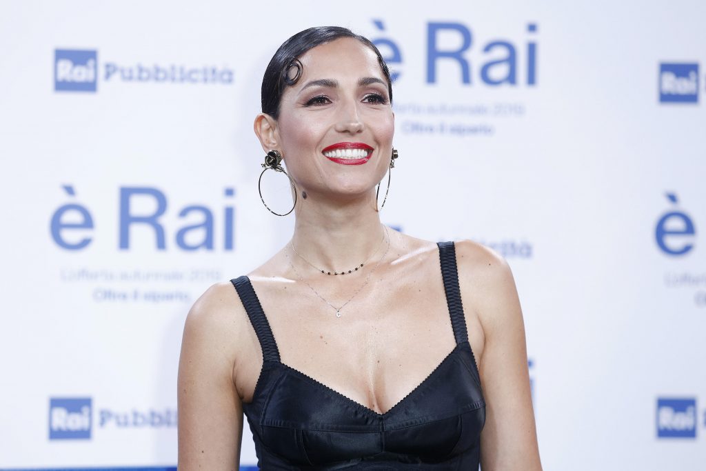 «Non tutti possono permetterselo», critiche per Caterina Balivo dopo questa foto su Instagram