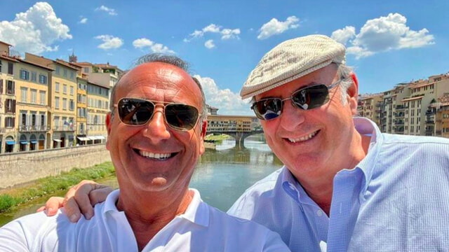 Gerry Scotti visita Firenze: Carlo Conti è la sua guida turistica speciale