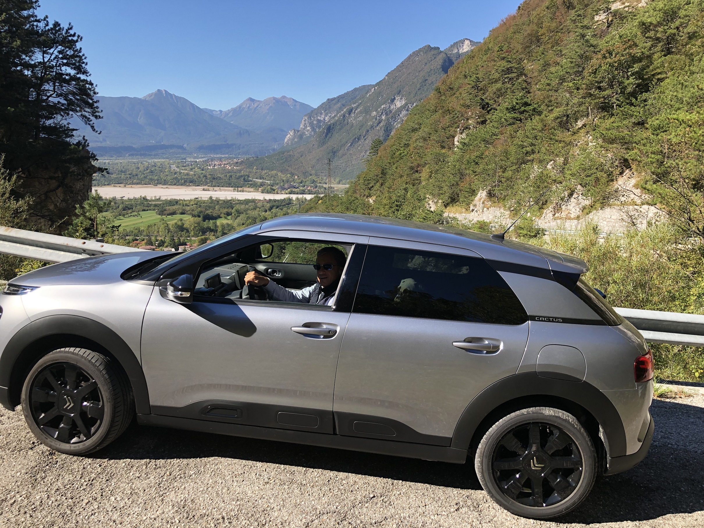 #testdrive C4 #Cactus nuova #Citroen : in montagna per fare conoscenza con le rampe su asfalto