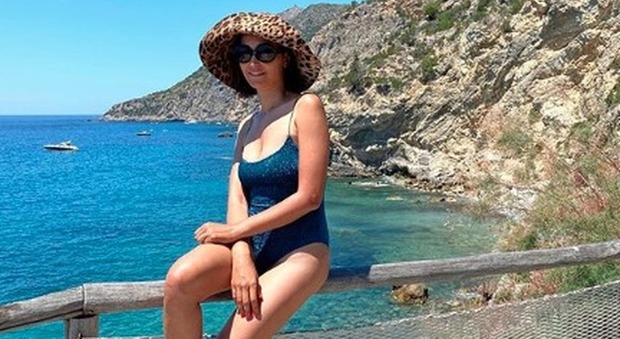 Caterina Balivo, paura in vacanza all'Argentario. Il marito Guido Brera terrorizzato: «Dov'è?»