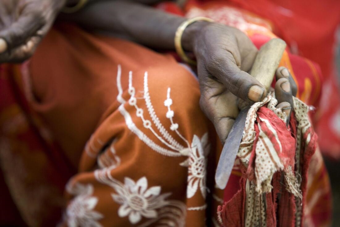 Mutilazioni genitali femminili, tolleranza zero contro questa forma di violenza di genere