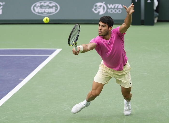 Tennis: Miami, Alcaraz travolge l'argentino Bagnis
