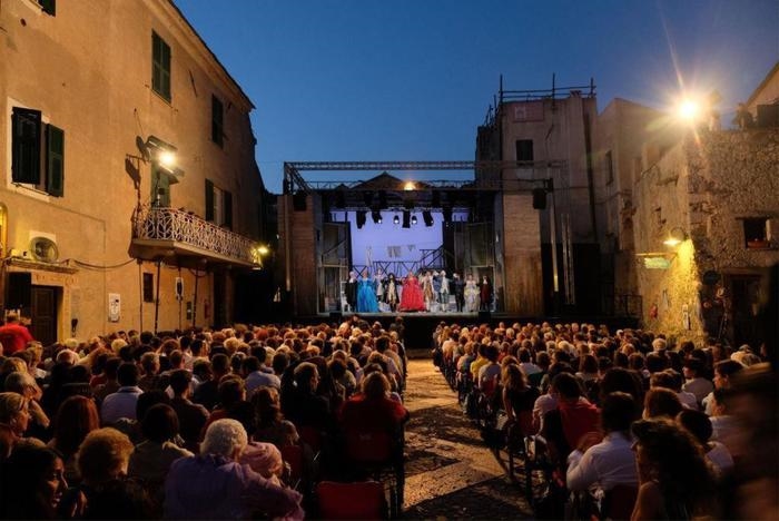 Teatro: Maximilian Nisi nuovo direttore Festival Borgio Verezzi