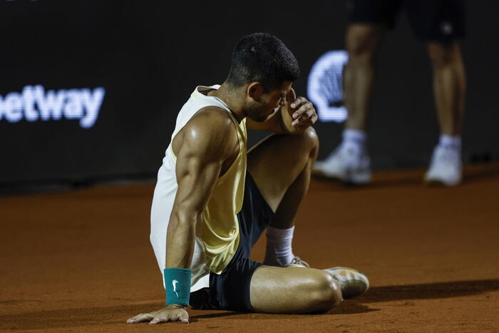 Tennis: Atp Rio, Alcaraz si ritira per infortunio