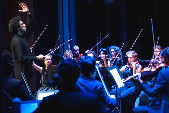 In concerto a Napoli 'La Filharmonie' diretta da Nima Keshavarzi