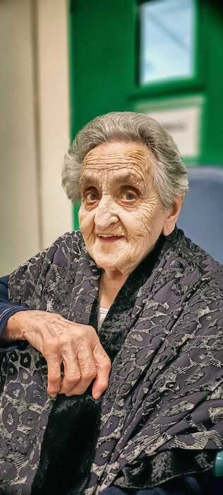 Pacemaker a 106 anni, mentre la operano racconta la sua vita