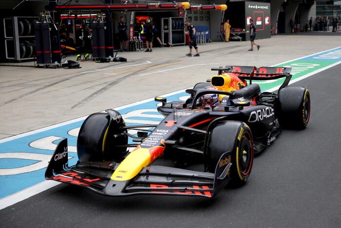 F1: a Verstappen la Sprint del Gp di Cina, 4/o Leclerc