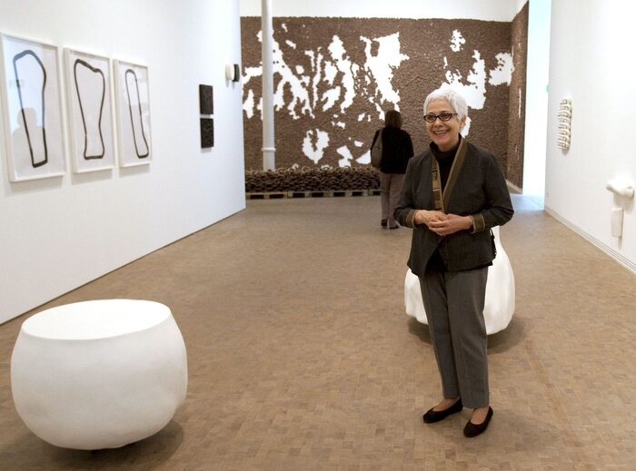 Biennale Arte 2024, i Leoni d'oro alla carriera a due donne