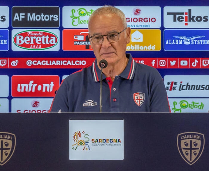Calcio: Ranieri, 'a Genova concentrati per il rush finale'