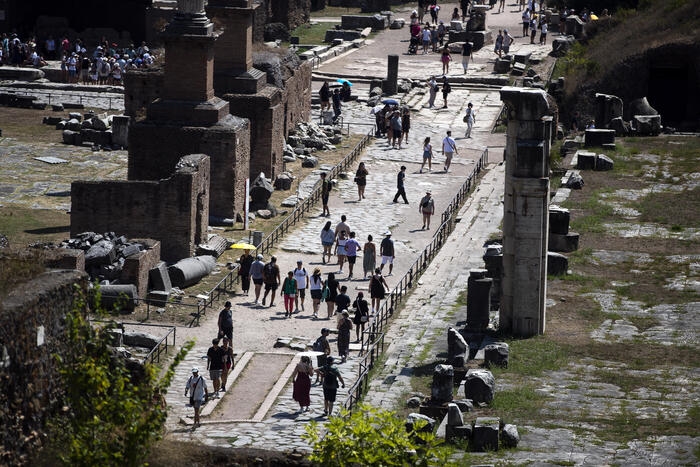 Per il 1 maggio 25mila visite al Colosseo, oltre 12mila a Pompei