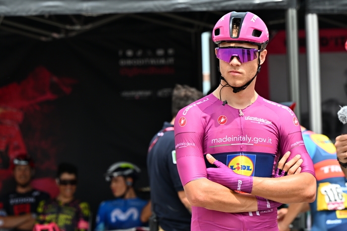 Giro d'Italia: 13/a tappa a Milan, Pogacar sempre in 'rosa' 