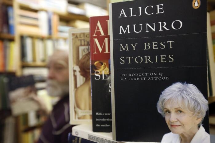 E' morta la scrittrice canadese Alice Munro, premio Nobel nel 2013
