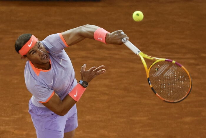 Tennis: Nadal esce tra gli applausi a Madrid, battuto da Lehecka